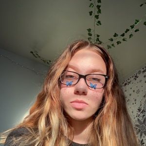 Meet your Posher, Isabelle